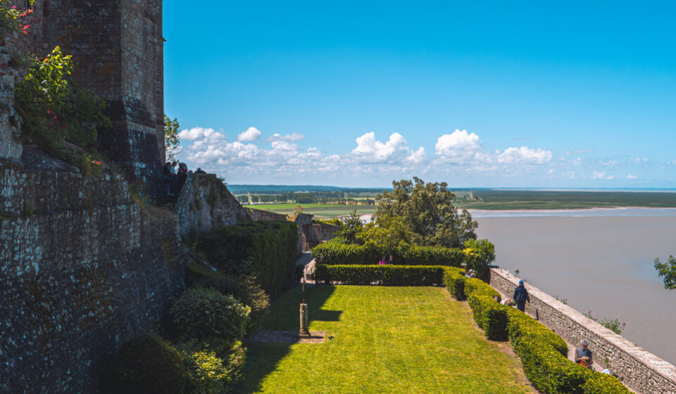 L’Abbaye du Mont-Saint-Michel L’Abbaye du Mont-Saint-Michel