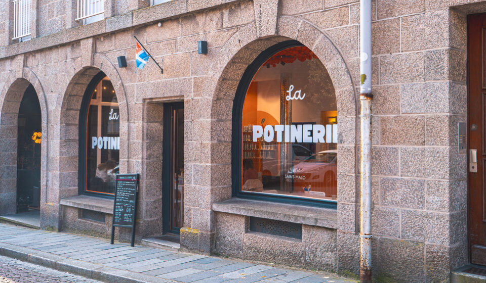 La Potinerie : café, céramique et douceurs La Potinerie